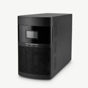 Vista frontal de UPS Online Monofásica Galeón One, capacidades de 1 a 3 KVA. Panel LCD de monitoreo, diseño en torre para respaldo de servidores y telecomunicaciones.